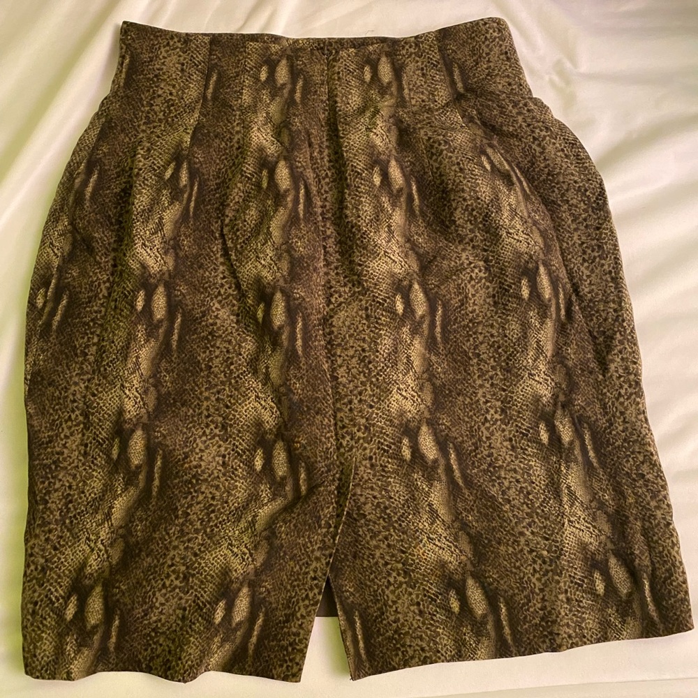 Silk Rwkrd Skirt - Picture 4 of 6